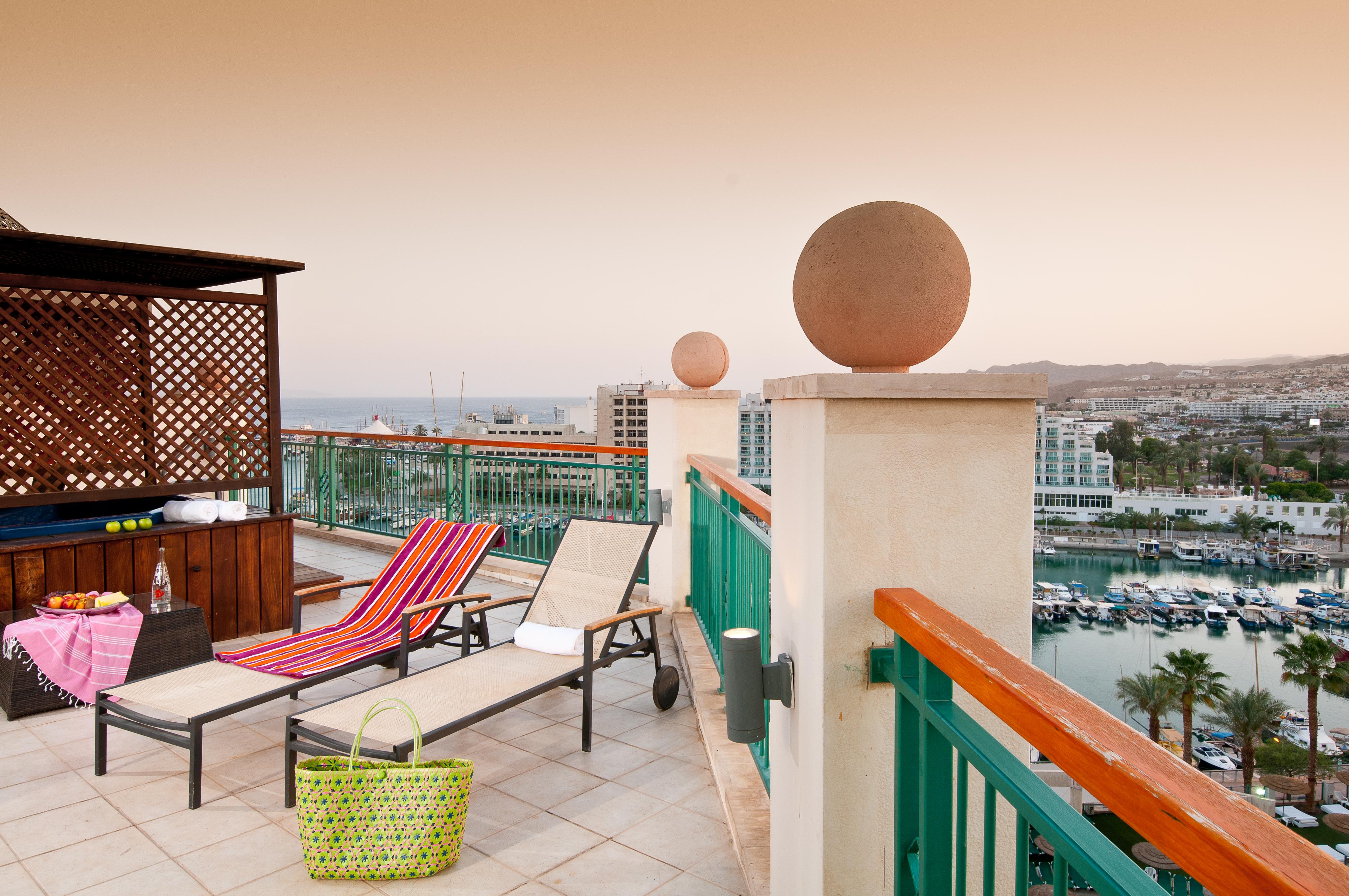 U Magic Palace Ейлат Екстериор снимка View from the rooftop